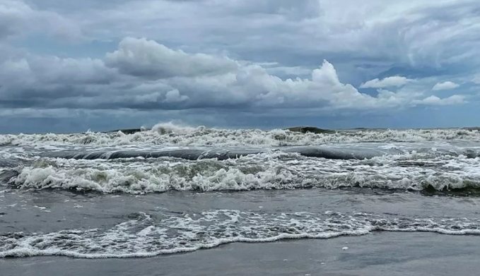 বঙ্গোপসাগরে নতুন লঘুচাপের সম্ভাবনা, ভারী বৃষ্টির সতর্কতা বঙ্গোপসাগরে নতুন লঘুচাপের সম্ভাবনা, ভারী বৃষ্টির সতর্কতা