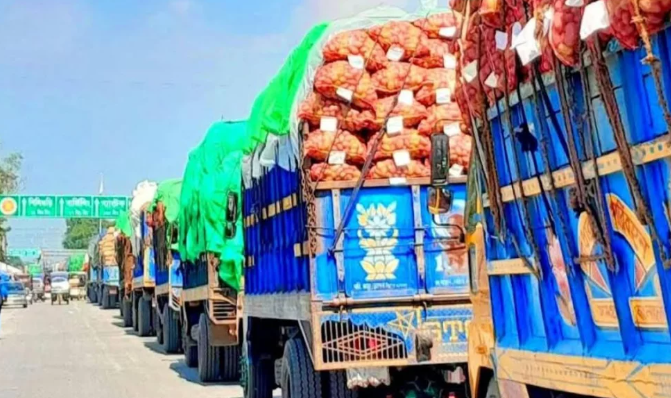 ১,৪০৭ টন আলু নেপালে, বাংলাবান্ধা সীমান্ত দিয়ে রপ্তানি ১,৪০৭ টন আলু নেপালে, বাংলাবান্ধা সীমান্ত দিয়ে রপ্তানি