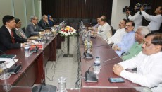 গ্রেপ্তারের ক্ষমতা দিয়ে নির্বাচনে সেনা মোতায়েনের দাবি ঐক্যফ্রন্টের