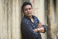 ক্যালিফোর্নিয়ায় সড়ক দুর্ঘটনার কবলে অভিনেতা মিলন