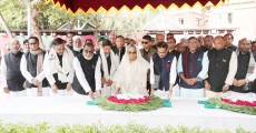 মন্ত্রীদের নিয়ে বঙ্গবন্ধুর প্রতি প্রধানমন্ত্রীর শ্রদ্ধা
