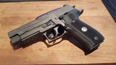 স্বল্পমূল্যে সাংবাদিকদের অস্ত্র দেবে রাইফেল নির্মাতা প্রতিষ্ঠান