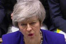 এই গ্রীষ্মেই পদত্যাগ করবেন যুক্তরাজ্যের প্রধানমন্ত্রী!