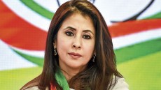 ভোটে জিততে ইসলাম গ্রহণ করলেন উর্মিলা!