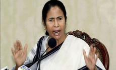 আমি ইফতারে যাব : মমতা