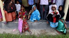 আসামের নাগরিক তালিকা থেকে বাদ আরো লক্ষাধিক