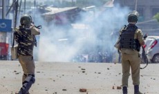 উত্তপ্ত কাশ্মীর: ভারতীয় সেনাবাহিনীর গুলিতে নিহত ৬