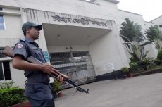 চট্টগ্রাম কেন্দ্রীয় কারাগারে মাদক ব্যবসা, খুন সবই হয়