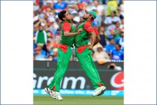 বিশ্বকাপের সেরা মুহূর্তের তালিকায় মাশরাফি–তাসকিনের আনন্দ উদযাপন