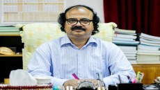 রাজনৈতিক প্রচারণায় ফের ‘বিতর্কিত’ জবি ভিসি