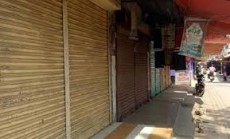 ফার্মেসি ছাড়া সন্ধ্যার পর সব দোকান-বাজার বন্ধ