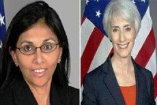 ঢাকার পথে নিশা দেশাই ও ওয়েন্ডি শারম্যান