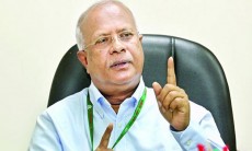 ত্রাণ আত্মসাতকারীদের যেকোন সময় গ্রেপ্তার: দুদক চেয়ারম্যান