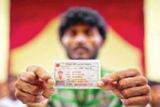 মৃত্যুর মুখে সাগরে ভাসছে ৮০০০ অভিবাসী