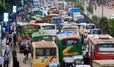 দেশে ৬০ শতাংশ ভাড়া বাড়িয়ে গণপরিবহন চলাচলের উদ্যোগ