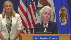 ক্যালিফোর্নিয়ার স্বাস্থ্য কর্মকর্তাদের হুমকি দেওয়া ভিডিও সরাল ফেসবুক