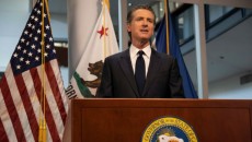 ক্যালিফোর্নিয়ায় সংক্রমণ বৃদ্ধিতে সীমিত চলাচলের আহ্বান