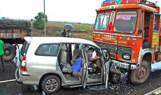 দেশে ঈদ যাত্রায় সড়কে ঝরল ১১ প্রাণ