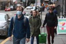 ক্যালিফোর্নিয়ায় করোনা সংক্রমণ হ্রাসেও উদ্বেগ কমছে না