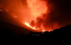 বাড়ছে এঞ্জেলেস ন্যাশনাল ফরেস্টের দাবানল