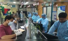 দেশের ব্যাংকগুলোতে স্বাভাবিক কার্যক্রম চালুর নির্দেশ