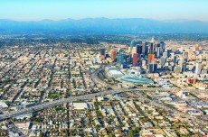 কমছে লস এঞ্জেলেসে করোনা আক্রান্তের সংখ্যা, খুলতে পারে স্কুল