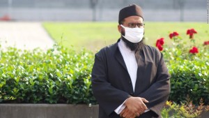 ক্যালিফোর্নিয়ার আইনসভার ধর্মীয় পাঠে প্রথম মুসলিম নিয়োগ