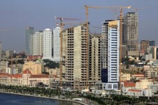 প্রবাসীদের জন্য ব্যয়বহুল শর লুয়ান্ডা