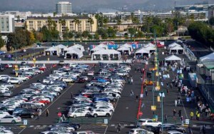 আবারো বন্ধ করা হলো ডিজনিল্যান্ড টিকাকেন্দ্র