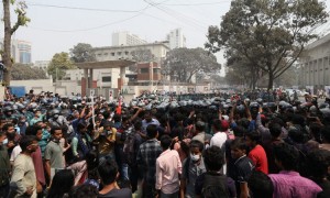 ডিজিটাল নিরাপত্তা আইন বাতিলের দাবিতে স্বরাষ্ট্র মন্ত্রণালয় ঘেরাও কর্মসূচিতে পুলিশের বাধা