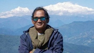 ৬ মাসের জামিন পেলেন কার্টুনিস্ট কিশোর