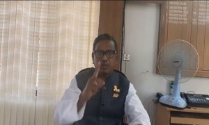 এবার ঢাকায় সংবাদ সম্মেলন করে সব ফাঁস করে দেওয়ার হুমকি কাদের মির্জার