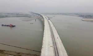 অবশেষে পূর্ণাঙ্গ পদ্মা সেতু দৃশ্যমান হলো