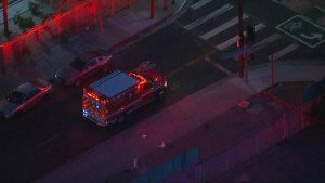 লস এঞ্জেলেসে বন্দুক হামলায় যুবকের মৃত্যু, আহত শিশু