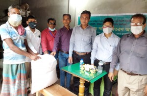 পূবালী ব্যাংকের কর্পোরেট সামাজিক দায়বদ্ধতা কার্যক্রম-এর আওতায় খাদ্য ও স্বাস্থ্য সামগ্রী বিতরণ