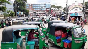 লকডাউন শিথিলের প্রথম দিনে পুরনো রূপে সিলেট