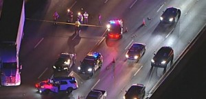 ক্যালিফোর্নিয়ার গাড়ির সাথে ট্রাকের সংঘর্ষে মৃত ১, শিশুসহ আহত ৫