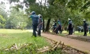 ঢাকায় বিএনপি নেতাকর্মীদের সঙ্গে পুলিশের সংঘর্ষ