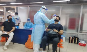 আজ থেকে বিমানবন্দরে করোনা টেস্ট