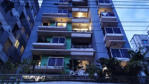 লাশের গন্ধে বাবার মৃত্যুর কথা জানল ছেলে