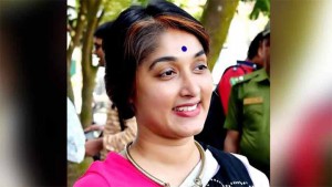 স্বপদেই বহাল থাকছেন শিক্ষক ফারহানা