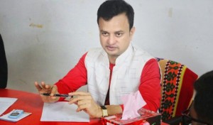 বঙ্গবন্ধুর ম্যুরাল স্থাপনে বিতর্কিত মন্তব্য, কাটাখালীর মেয়র আব্বাস আটক