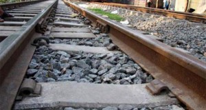 রেললাইনে রোদ পোহাতে গিয়ে প্রাণ গেলো ৪ জনের