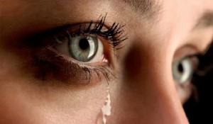 চোখের পানির স্বাদ কেন নোনতা