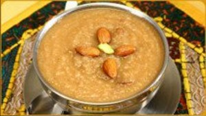 ডিম, ঘি ও চিনি দিয়ে সুস্বাদু সেমোলিনা