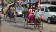 ঢাকার ‘লজ্জা' ঢাকবে কি দিয়ে ঢাকা?