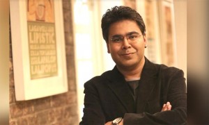বাংলাদেশের নাগরিকত্ব চাইলেন মীর