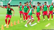 অস্ট্রেলিয়ার বিপক্ষে আক্রমণাত্মক বাংলাদেশ - ক্রিকেট নয় ফুটবল খেলায়