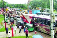 ঈদ যাত্রায় মহাসড়কের বিভিন্নস্থানে যানজট