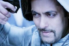 ২০১৫ সালে পারিশ্রমিকের বিচারে বলিউডের প্রথম দশে কে কোথায় দাঁড়িয়ে?